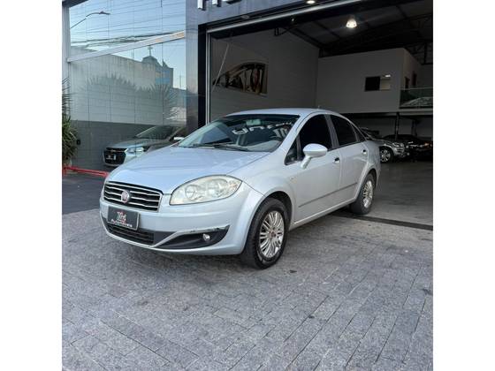 FIAT LINEA 1.8 ESSENCE 16V FLEX 4P MANUAL